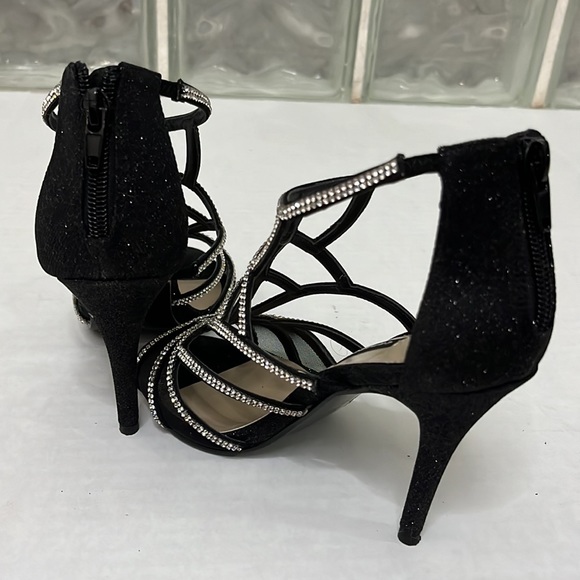 Caparros strappy heels. Rhinestone embellishments. Black. Size 6B - Picture 4 of 6